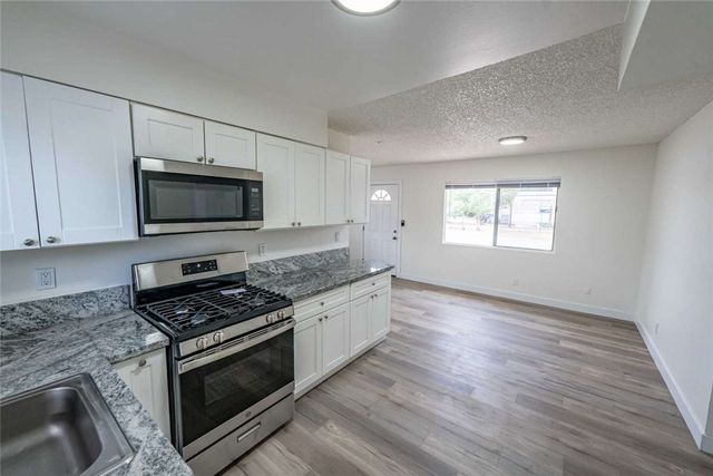 3158 E Packard Avenue, Kingman, AZ 86409