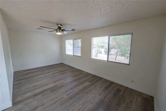 3158 E Packard Avenue, Kingman, AZ 86409