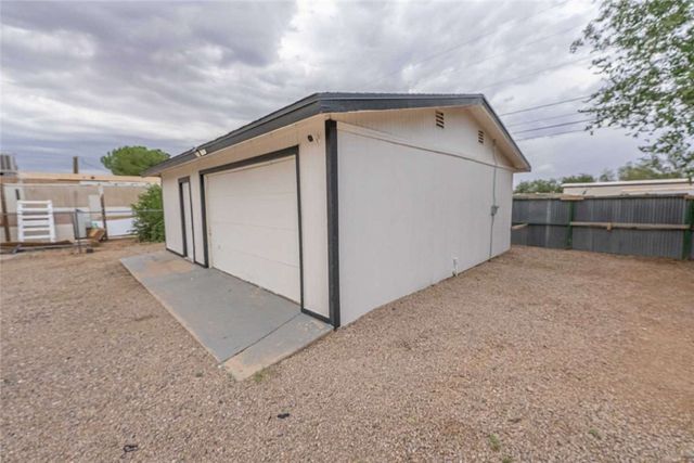 3158 E Packard Avenue, Kingman, AZ 86409
