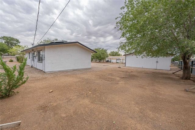 3158 E Packard Avenue, Kingman, AZ 86409