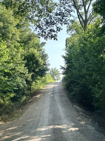 455 Hidden Ridge Ln, Estill Springs, TN 37330