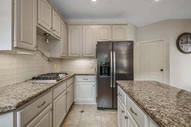 815 Chisel Point Drive, Houston, TX 77094