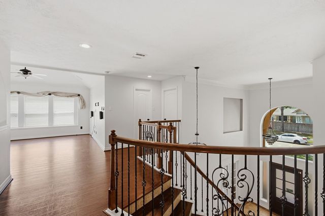 815 Chisel Point Drive, Houston, TX 77094
