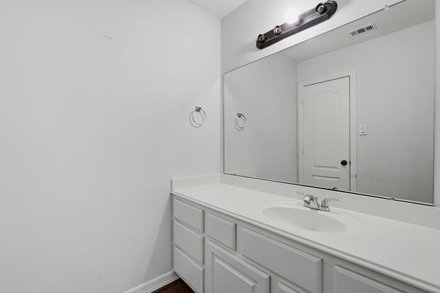 815 Chisel Point Drive, Houston, TX 77094