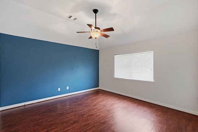 815 Chisel Point Drive, Houston, TX 77094
