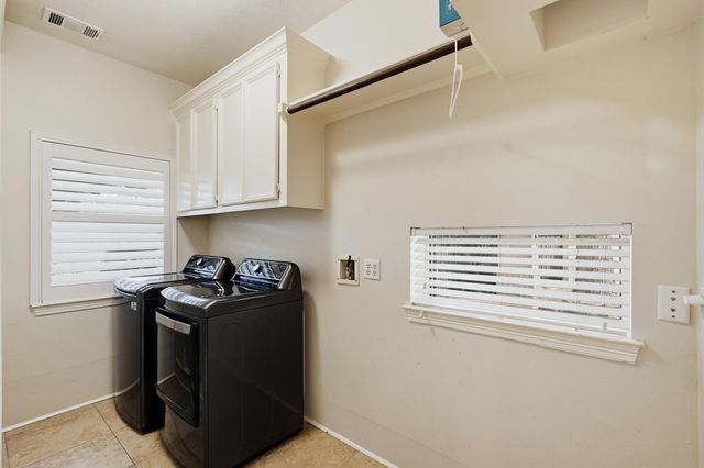 815 Chisel Point Drive, Houston, TX 77094