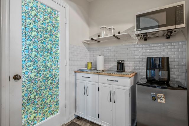 815 Chisel Point Drive, Houston, TX 77094