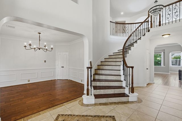 815 Chisel Point Drive, Houston, TX 77094