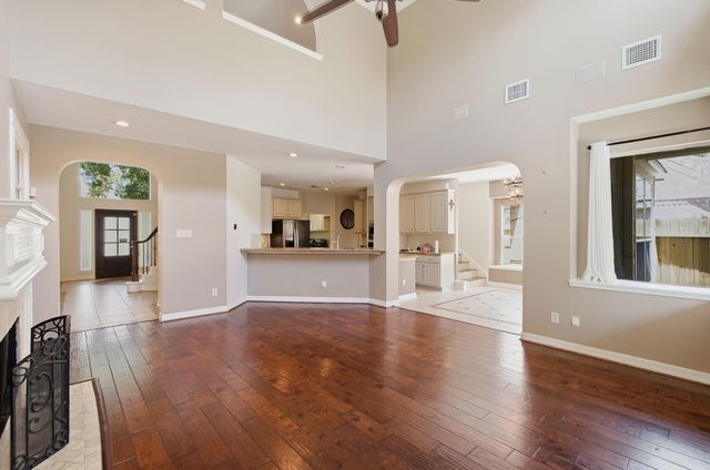 815 Chisel Point Drive, Houston, TX 77094