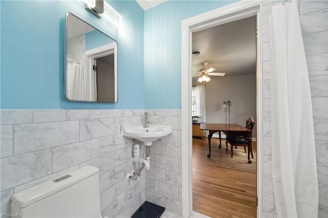 1734 Lancelot Lane, Winston-salem, NC 27103