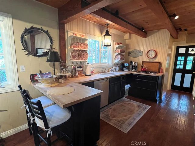 28972 North Shore Road, Lake Arrowhead, CA 92352