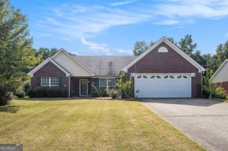 6103 Portsmouth Drive, Flowery Branch, GA 30542