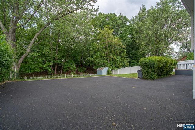 338 Main Street, New Milford, NJ 07646