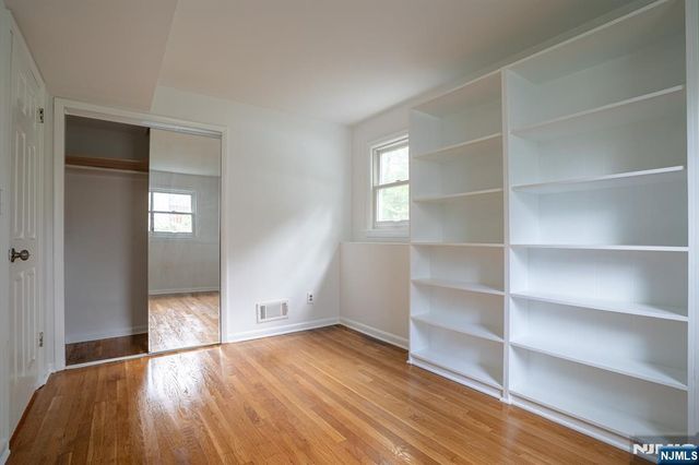 338 Main Street, New Milford, NJ 07646