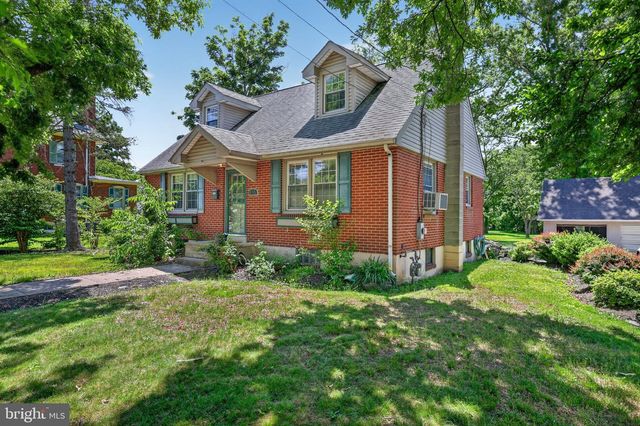 316 E WALNUT ST, Perkasie, PA 18944