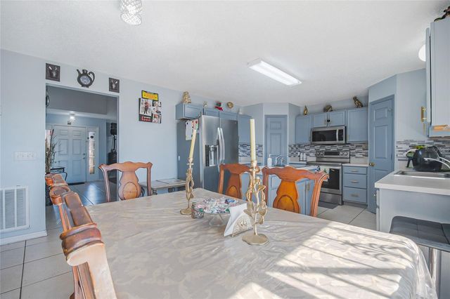 6 ALICANTE COURT, Kissimmee, FL 34758