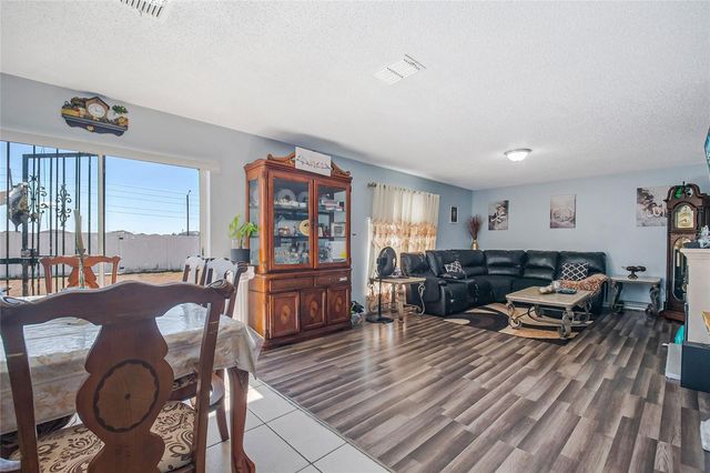 6 ALICANTE COURT, Kissimmee, FL 34758