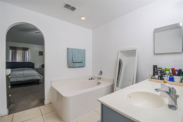 6 ALICANTE COURT, Kissimmee, FL 34758