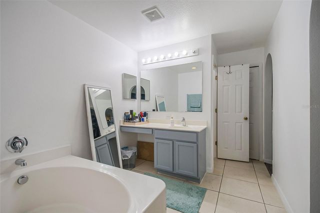 6 ALICANTE COURT, Kissimmee, FL 34758