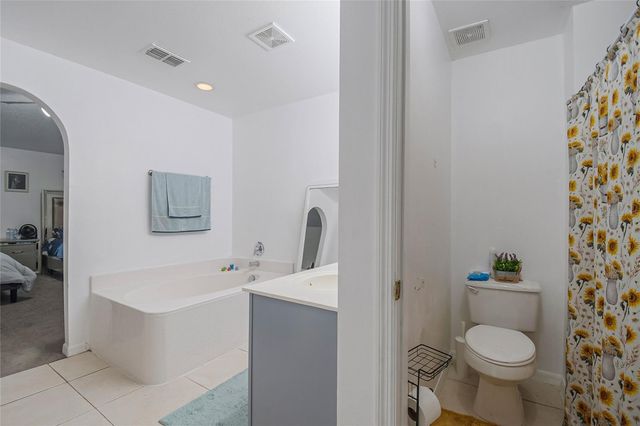 6 ALICANTE COURT, Kissimmee, FL 34758