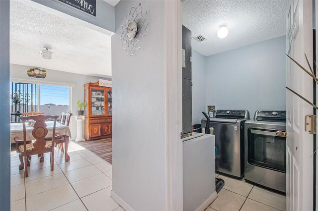 6 ALICANTE COURT, Kissimmee, FL 34758