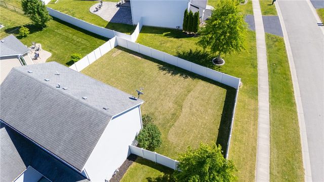 5 Brentford Terrace, Greece, NY 14612