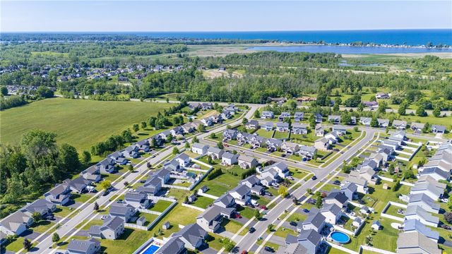 5 Brentford Terrace, Greece, NY 14612