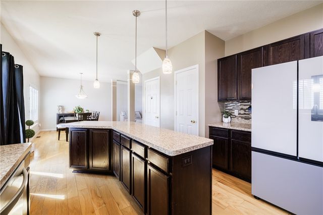 5 Brentford Terrace, Greece, NY 14612