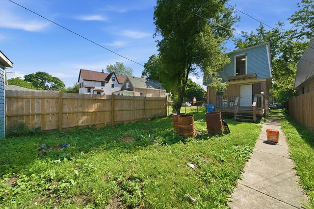 7116 S University Avenue, Chicago, IL 60619