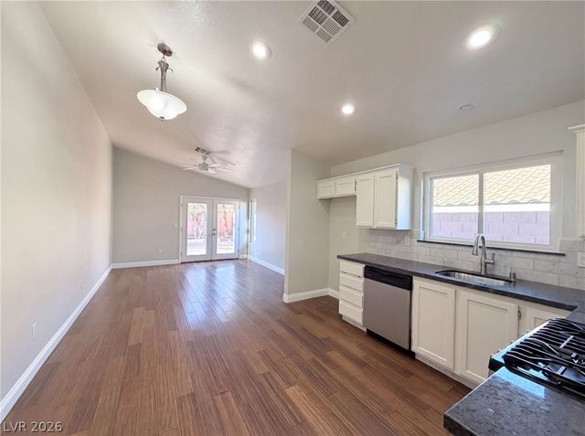 8032 Tailwind Avenue, Las Vegas, NV 89131