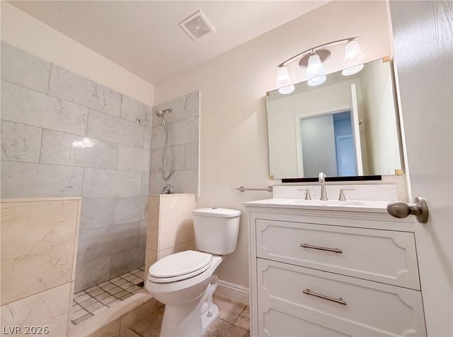 8032 Tailwind Avenue, Las Vegas, NV 89131