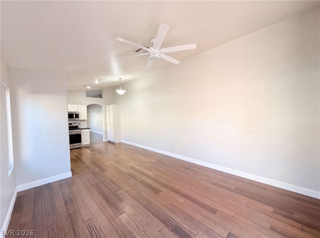 8032 Tailwind Avenue, Las Vegas, NV 89131