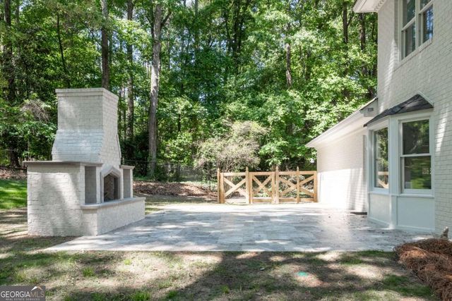 1080 Willow Bend, Roswell, GA 30075