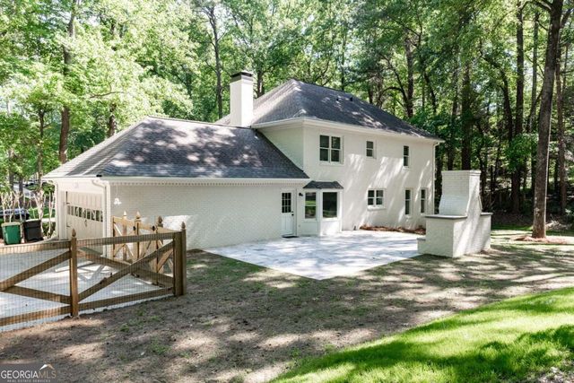 1080 Willow Bend, Roswell, GA 30075
