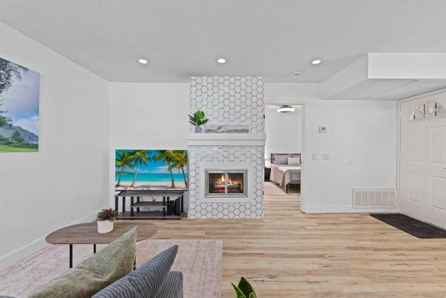 13306 Caminito Ciera 191, San Diego, CA 92129