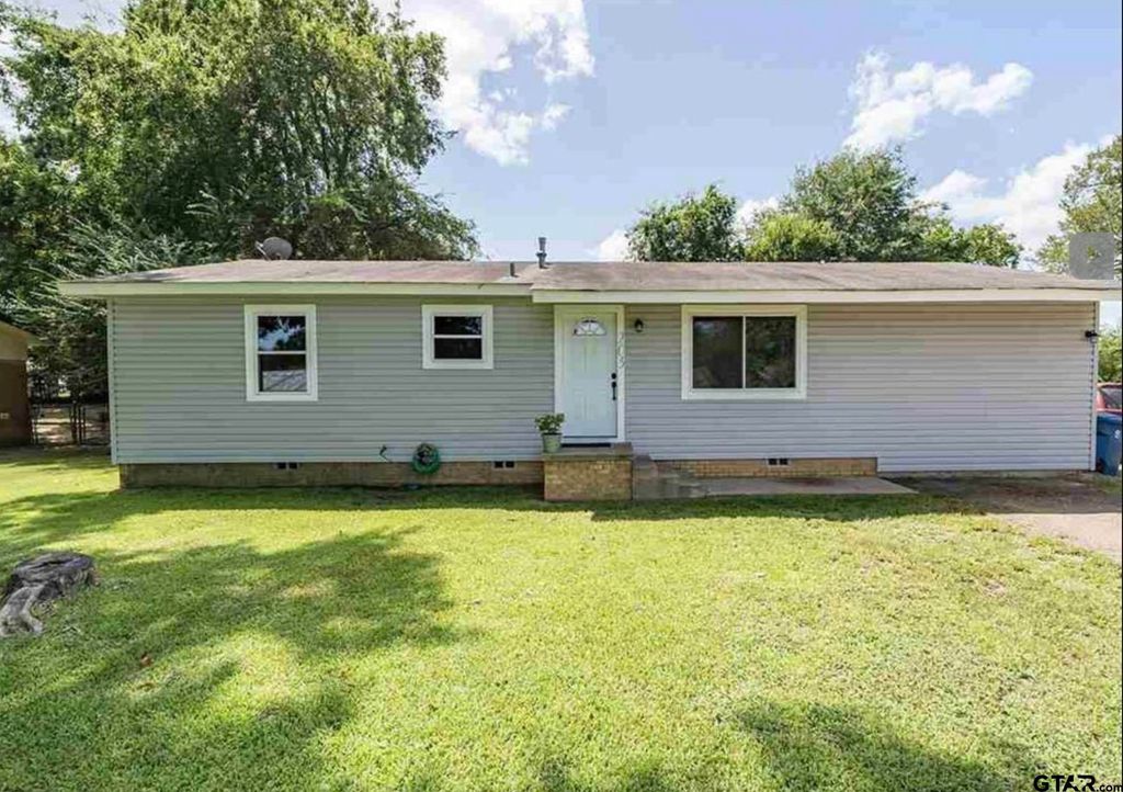 203 Lakeview St, Whitehouse, TX 75791