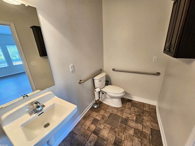 7867 24 Mile Road, Utica, MI 48316