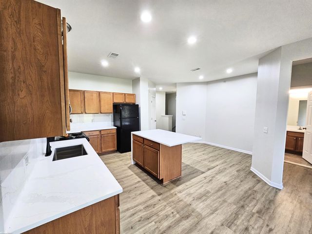 7867 24 Mile Road, Utica, MI 48316