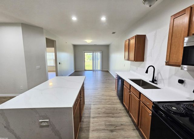 7867 24 Mile Road, Utica, MI 48316