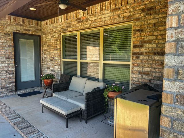 1813 Janie Francis Lane, Russellville, AR 72801
