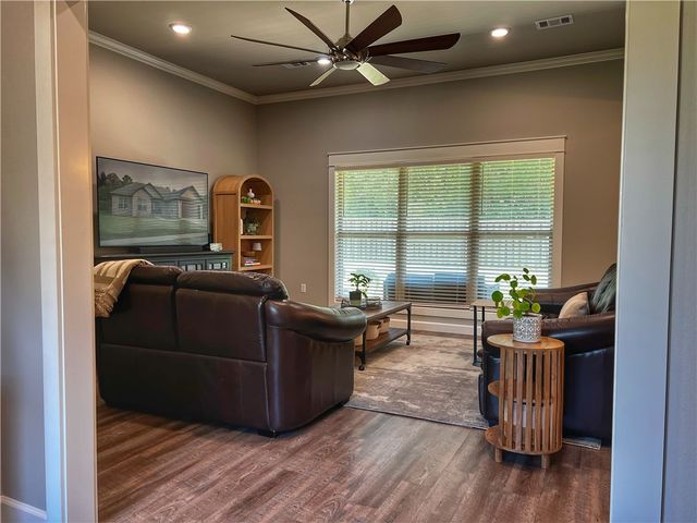 1813 Janie Francis Lane, Russellville, AR 72801