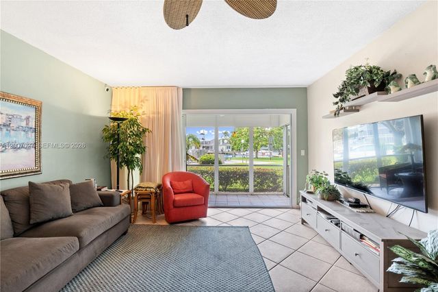 900 SW 12th St 108, Fort Lauderdale, FL 33315