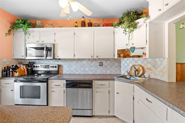 900 SW 12th St 108, Fort Lauderdale, FL 33315