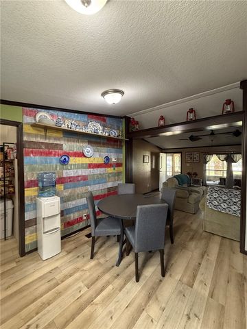 216 S Lake Dr, Rockport, TX 78382