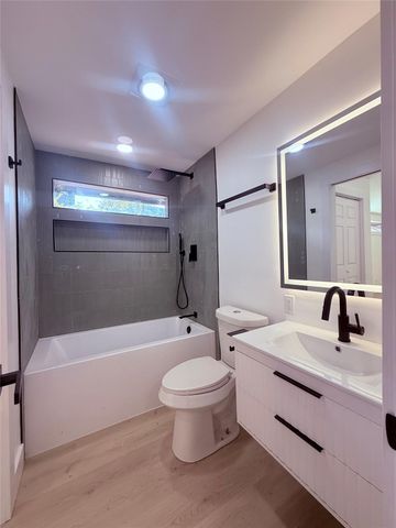 5903 Nancy DR D, Austin, TX 78745