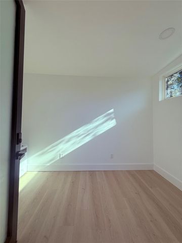 5903 Nancy DR D, Austin, TX 78745