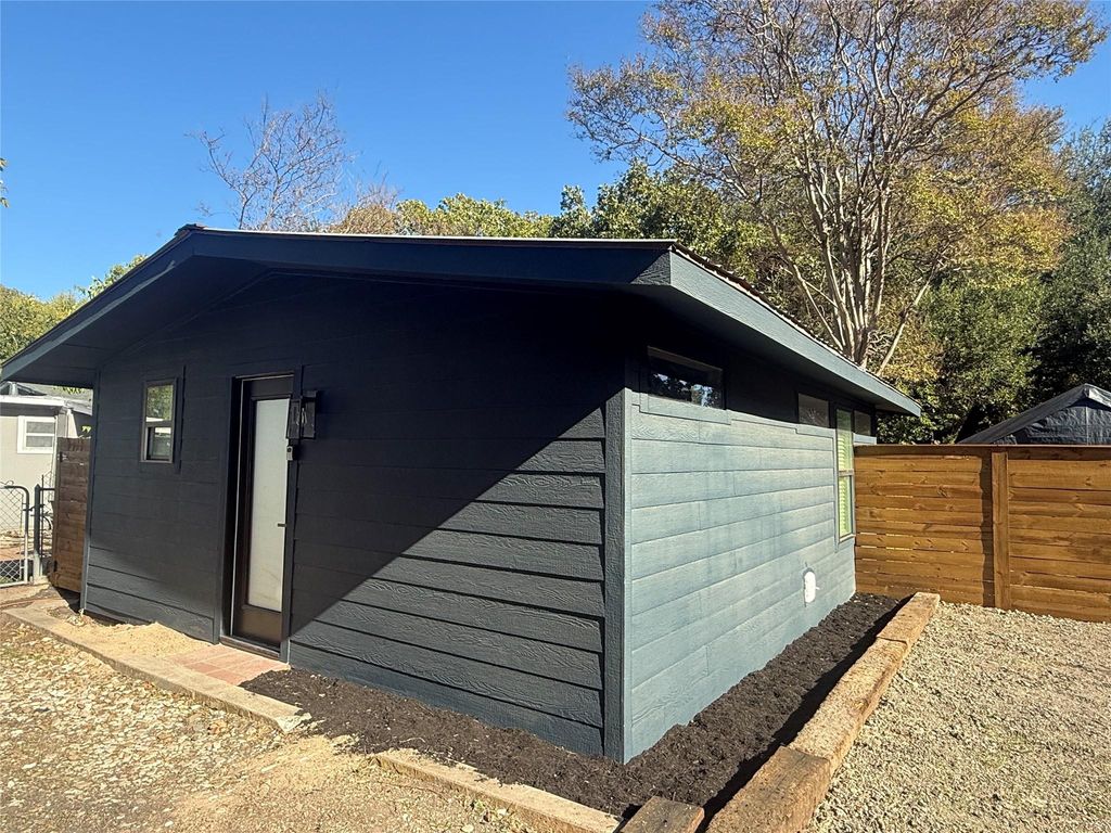 5903 Nancy DR D, Austin, TX 78745