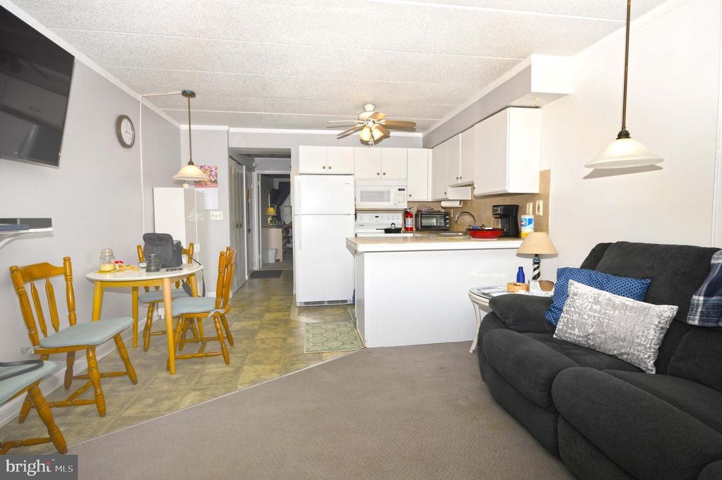 Image 6 of property listing at 18 69TH ST #2, Ocean City, MD 21842