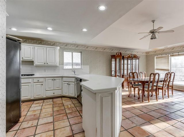 307 Club House Drive, Shawnee, OK 74801