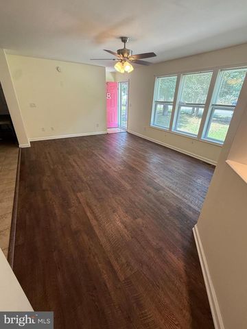 2 LAUREL DR, Millville, NJ 08332